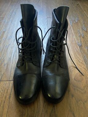 Black Leather Lace-Up Women's Ankle Boots